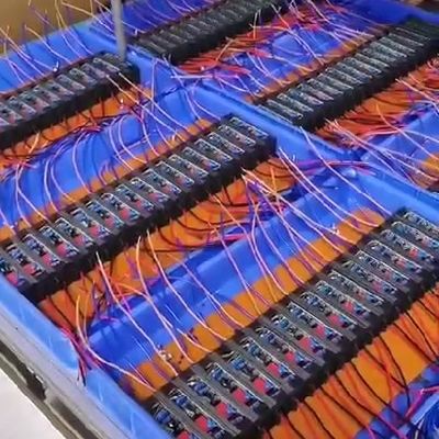 comprar 101 Máquina de colocación de silicona Máquina de distribución de pegamento automática personalizada fabricación en línea