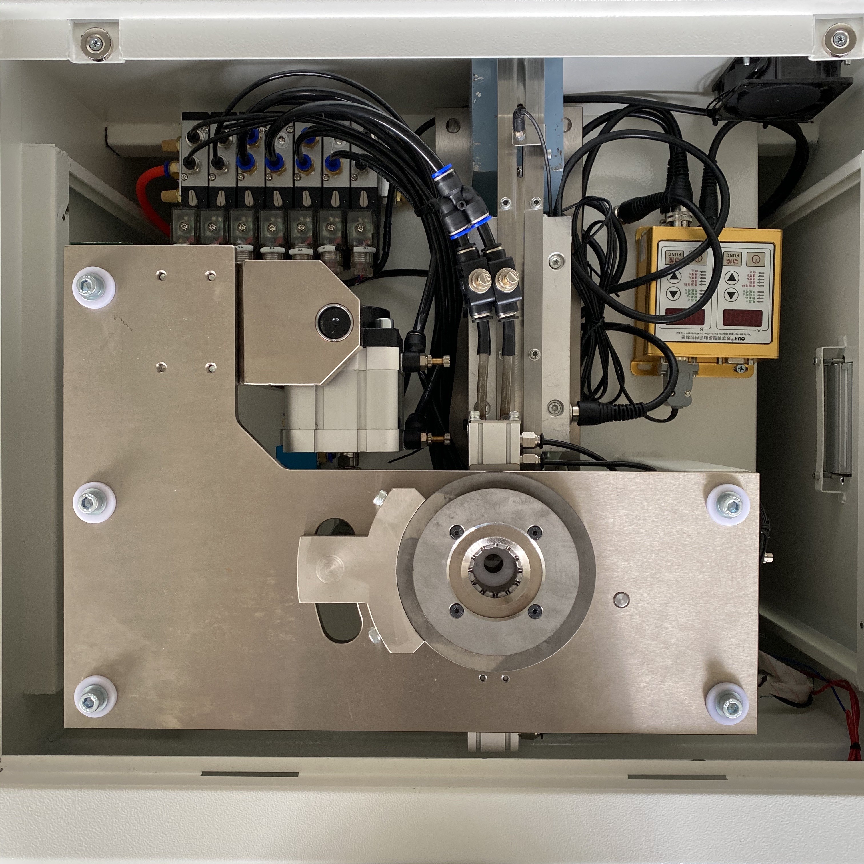 German Riveting Base Bulb Base Custom Assembly Machine 50Hz - 60Hz Automatic Riveting ...